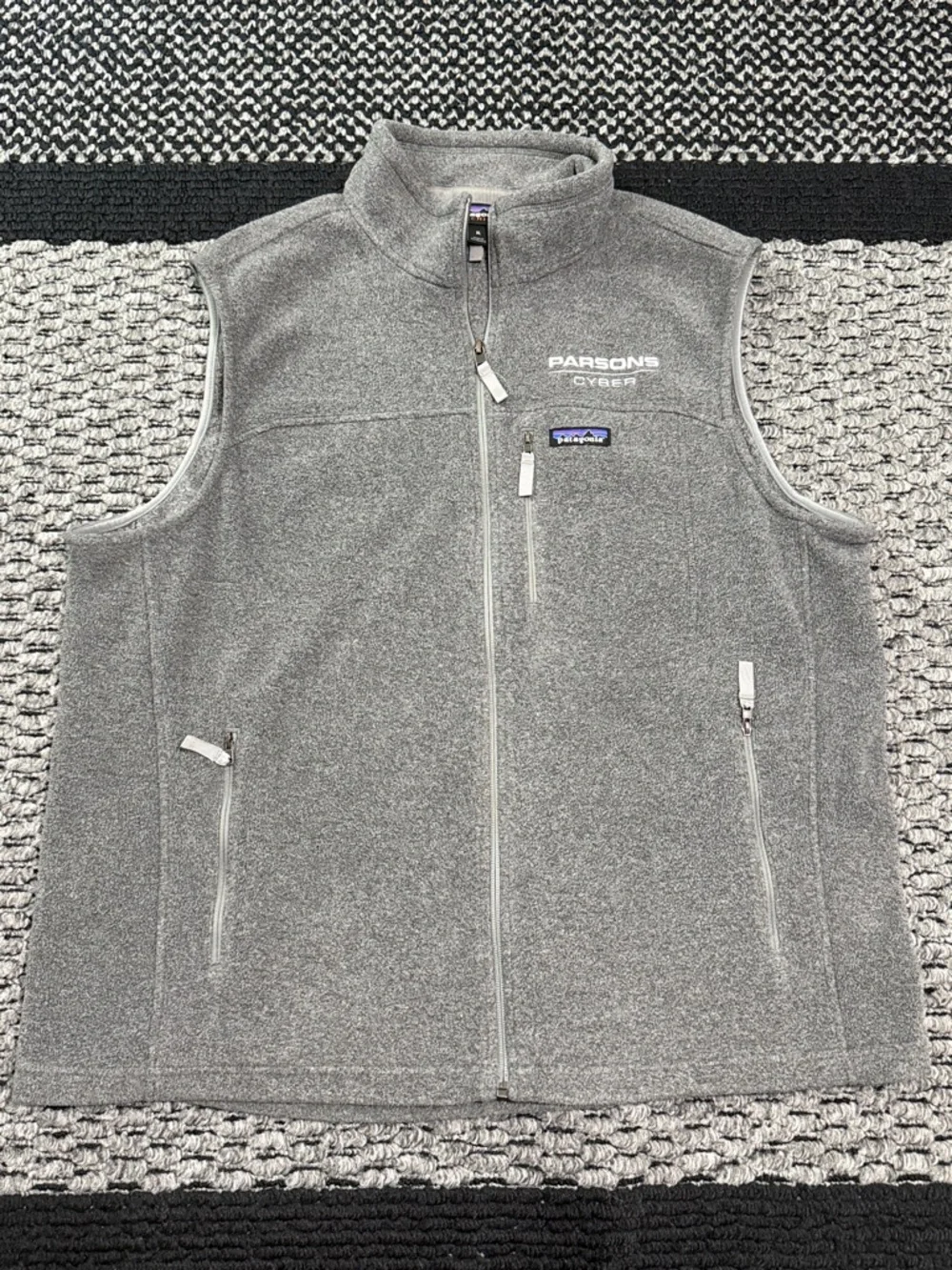 Patagonia Synchilla Vest Men’s XL Full Zip Fleece Parsons Cyber Logo Embroidered
